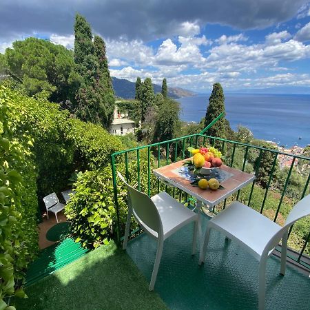 Villa Don Mimi Guarnaschelli La Dependace Taormina Exterior foto
