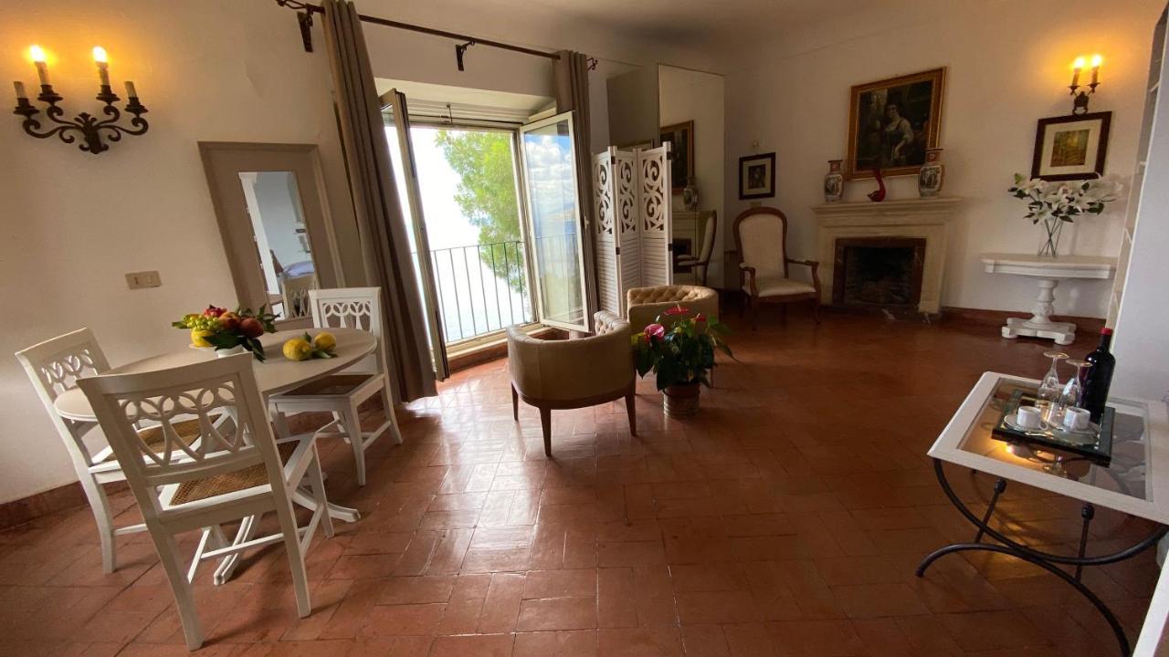 Villa Don Mimi Guarnaschelli La Dependace Taormina Exterior foto